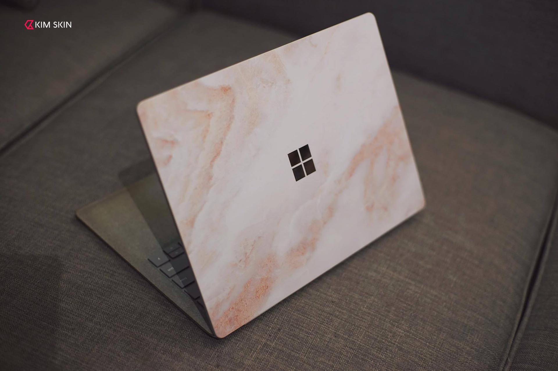 DÁN LAPTOP TRONG SUỐT BẰNG FILM PPF CAO CẤP GIỮ NGUYÊN MÀU MÁY